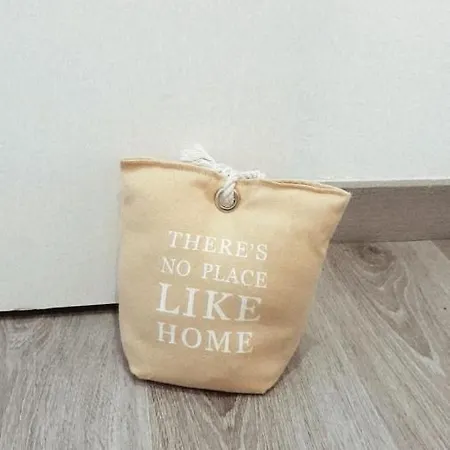 Apartamento Moderno Sobre El Mar Appartamento