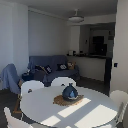 Apartamento Moderno Sobre El Mar Appartamento