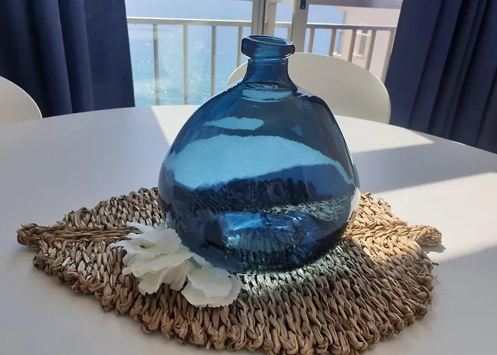 Moderno Sobre El Mar