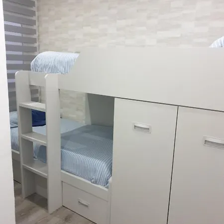 Apartamento Moderno Sobre El Mar Apartment *